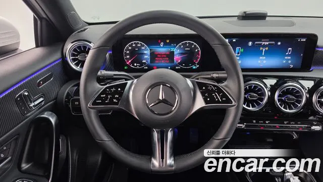 Mercedes-Benz A-Class W177 — Фото автомобиля 13