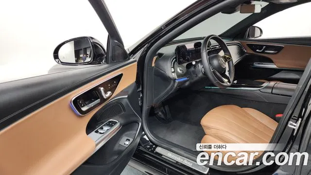 Mercedes-Benz E-Class W214 — Фото автомобиля 10