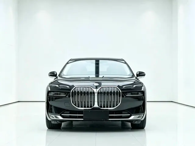 BMW 7 Series — Фото автомобиля 2