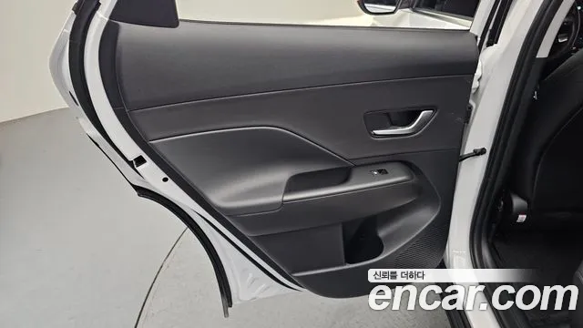 Hyundai Kona Kona (SX2) Бензин 1.6 турбо 2WD — Фото автомобиля 25