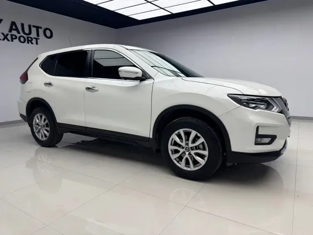 Nissan X-Trail — Фото автомобиля 3