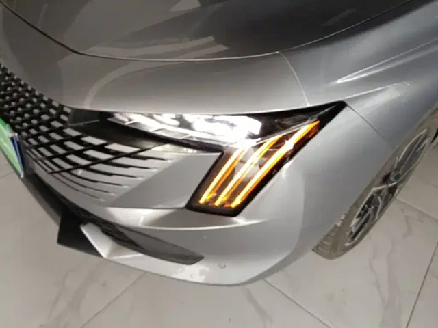 Peugeot 508 — Фото автомобиля 23