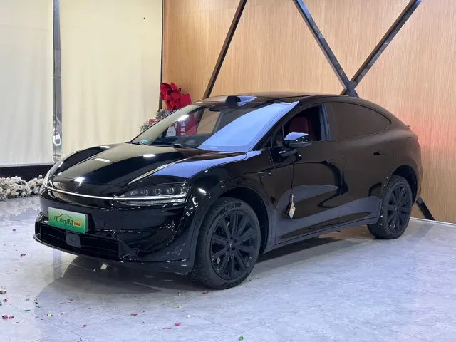 Фотография автомобиля — Luxeed R7