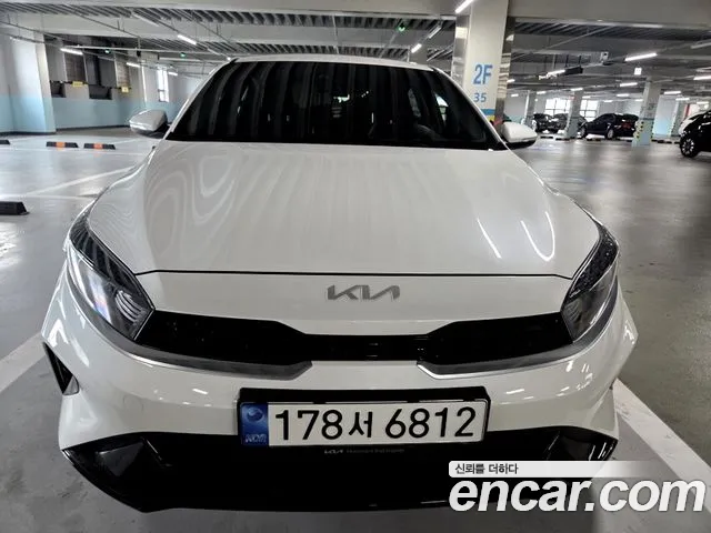 Фотография автомобиля — Kia K3