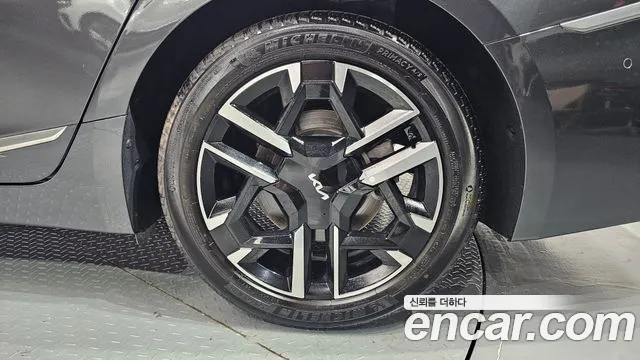 Kia K8 The New K8 2.5 Бензин 2WD — Фото автомобиля 18