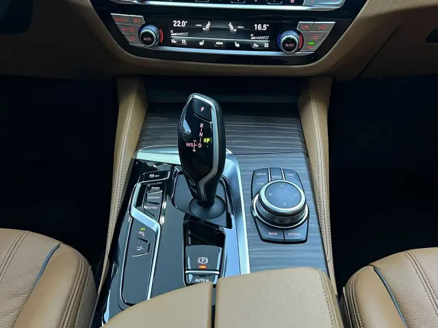 BMW 6 Series Gran Turismo — Фото автомобиля 19