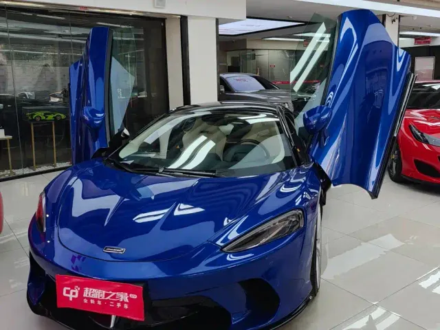 McLaren GT — Фото автомобиля 8