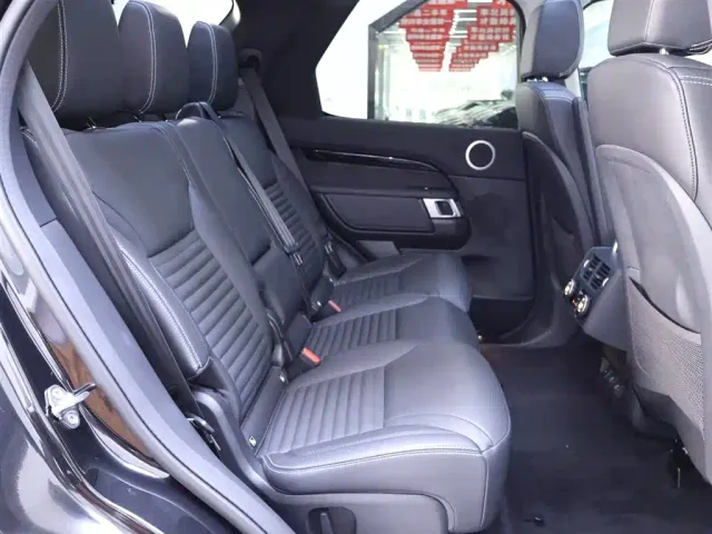 Land Rover Discovery — Фото автомобиля 21