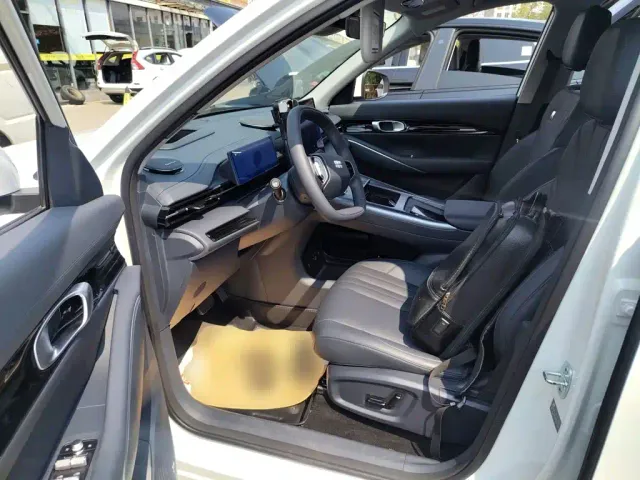 Geely Galaxy E5 — Фото автомобиля 15