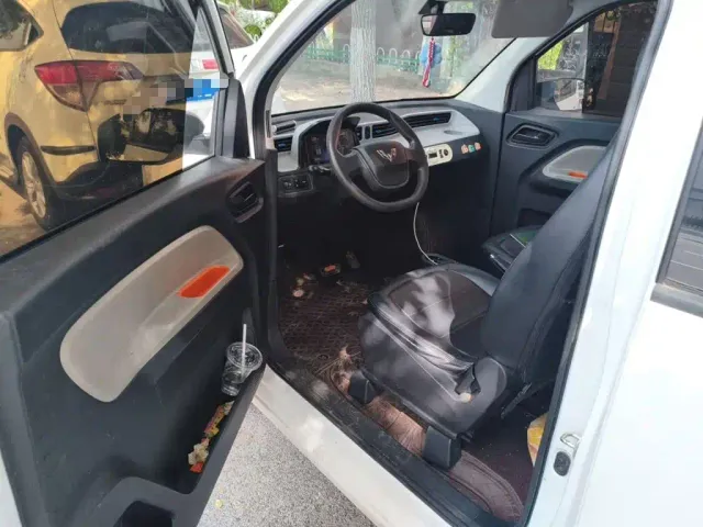 Wuling Hongguang Mini EV — Фото автомобиля 17
