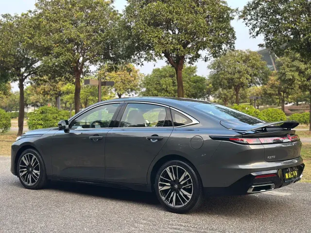 Changan Eado — Фото автомобиля 12