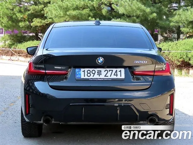 BMW 3-Series 3 серия (G20) 320i M Sport — Фото автомобиля 4