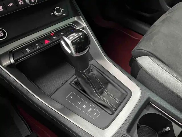 Audi Q3 — Фото автомобиля 10