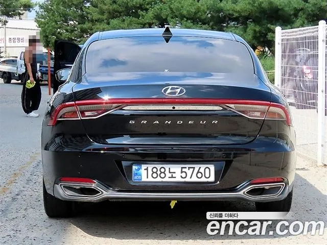 Hyundai Grandeur Grandeur (New) Hybrid — Фото автомобиля 4