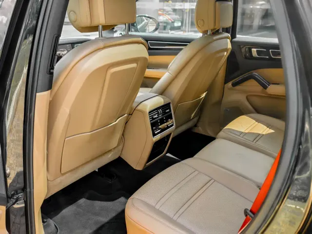 Porsche Cayenne 2023 Cayenne 3.0T — Фото автомобиля 18
