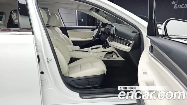 Hyundai Grandeur Grandeur (New) — Фото автомобиля 16