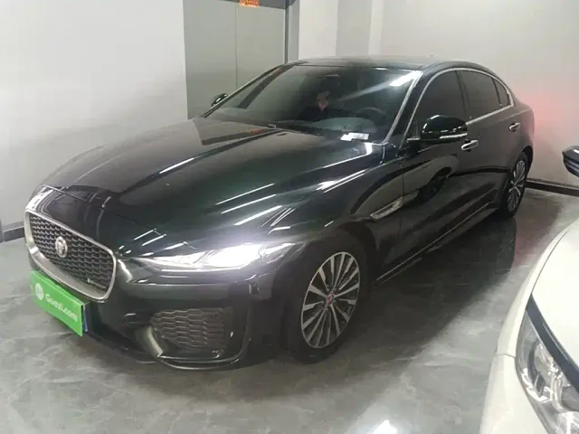 Фотография автомобиля — Jaguar XEL