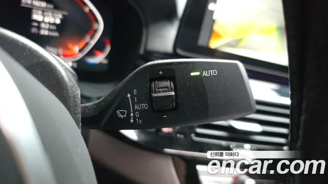 BMW 5 Series G30 — Фото автомобиля 25