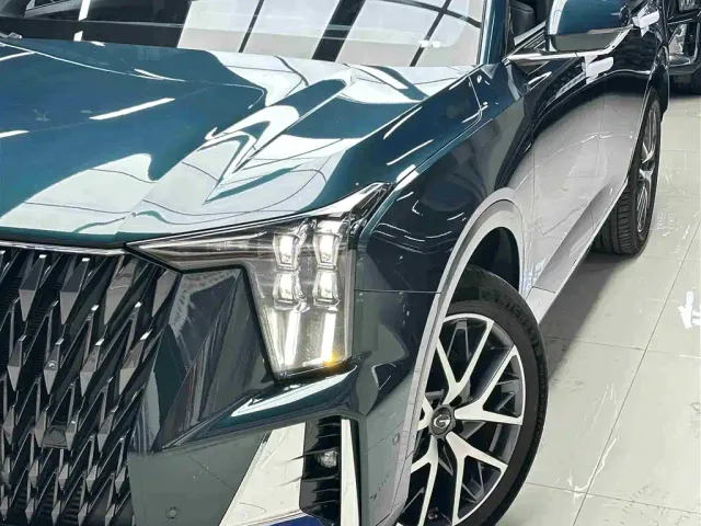 GAC Trumpchi GS8 — Фото автомобиля 2