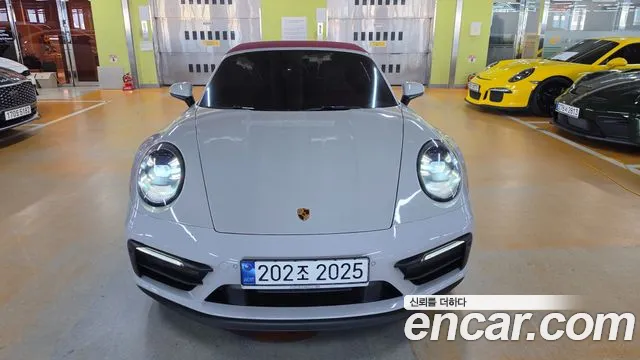 Фотография автомобиля — Porsche 911 992
