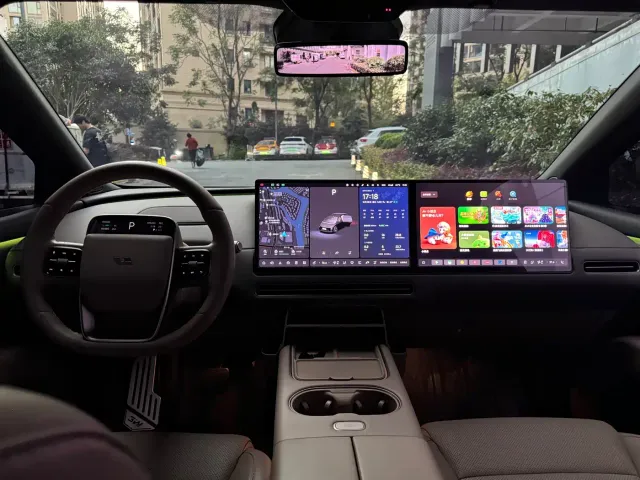 Li Auto i6 — Фото автомобиля 14