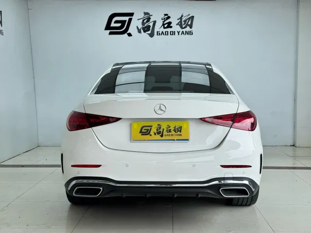 Mercedes-Benz C-Class — Фото автомобиля 24