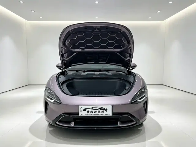 Xiaomi SU7 — Фото автомобиля 22