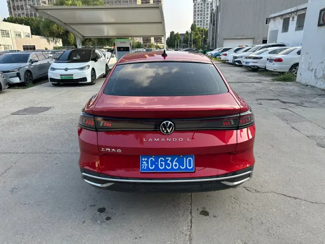 Volkswagen Lamando — Фото автомобиля 4