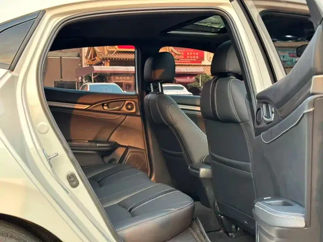 Honda Civic — Фото автомобиля 11