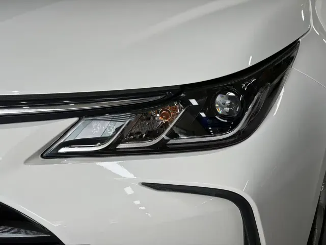 Toyota Corolla — Фото автомобиля 4
