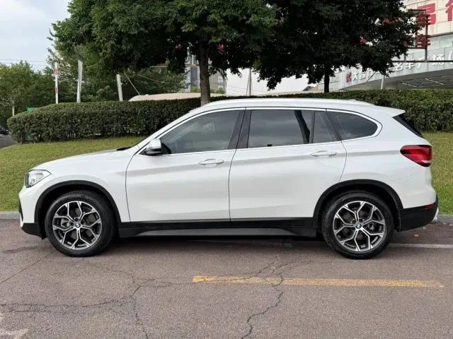 BMW X1 — Фото автомобиля 3
