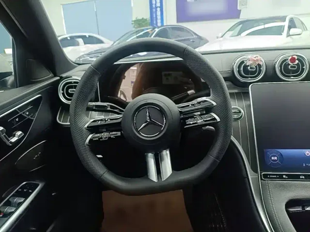 Mercedes-Benz C-Class — Фото автомобиля 10