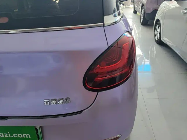 Wuling Bingo — Фото автомобиля 7