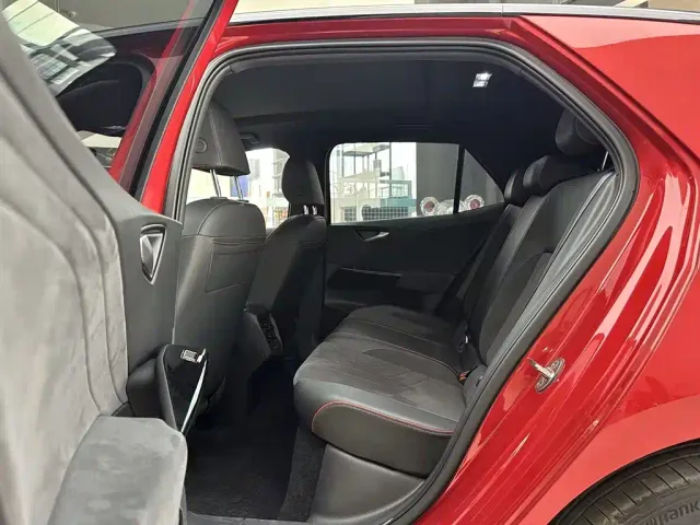 Volkswagen ID.3 — Фото автомобиля 14