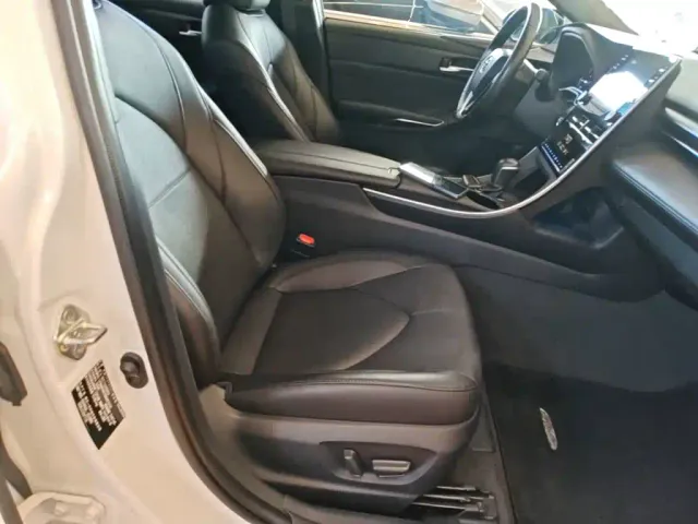 Toyota Avalon — Фото автомобиля 24