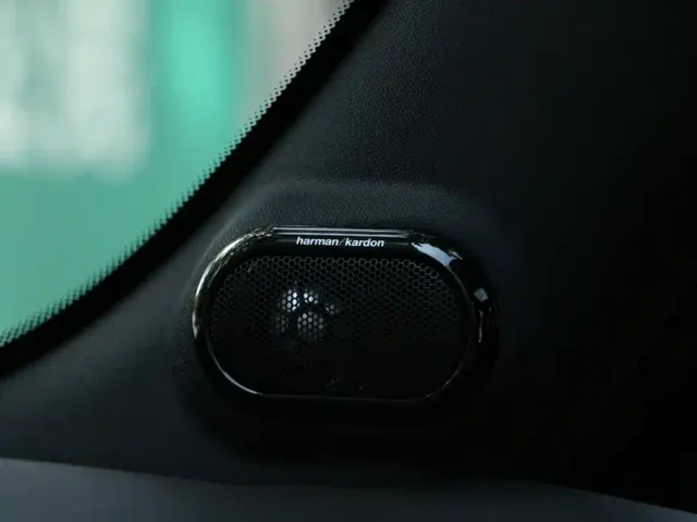 MINI Hatch — Фото автомобиля 16