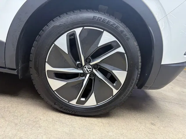 Volkswagen ID.4 Crozz — Фото автомобиля 16