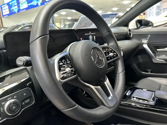 Mercedes-Benz A-Class — Фото автомобиля 13