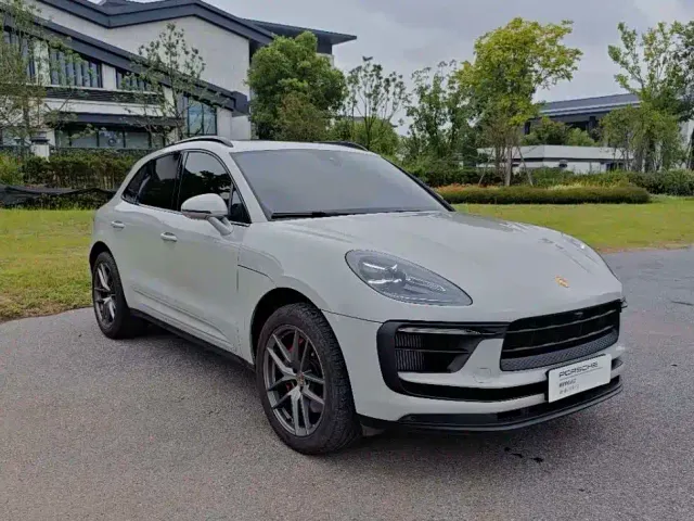 Porsche Macan — Фото автомобиля 3