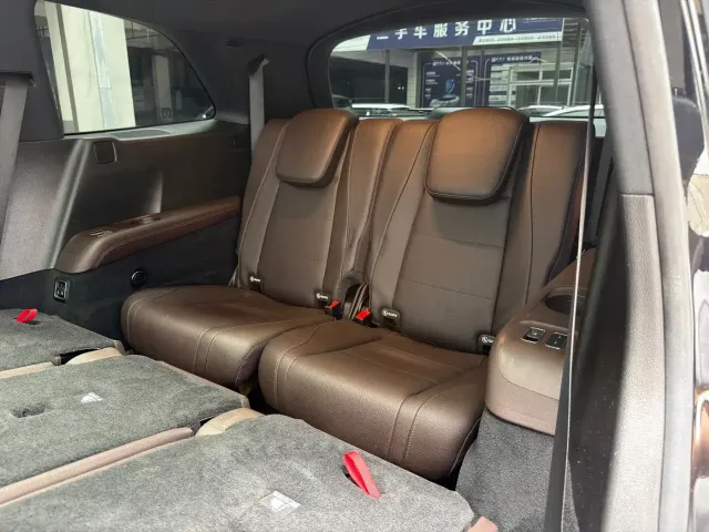 Mercedes-Benz GLS-Class — Фото автомобиля 18