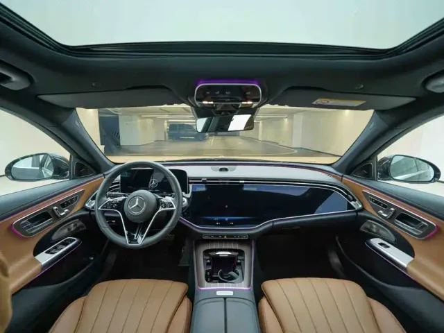 Mercedes-Benz E-Class — Фото автомобиля 19