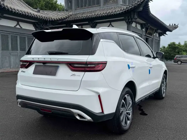 Geely Vision X6 — Фото автомобиля 6