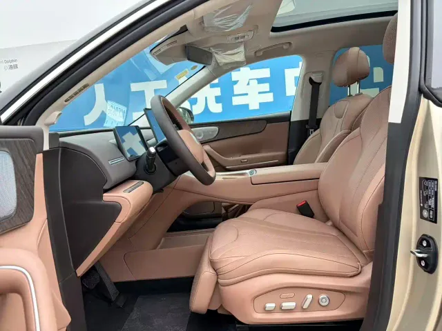 Leapmotor C11 — Фото автомобиля 7
