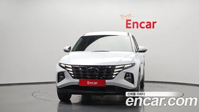 Hyundai Tucson Tucson (NX4) Дизель 2.0 4WD — Фото автомобиля 3