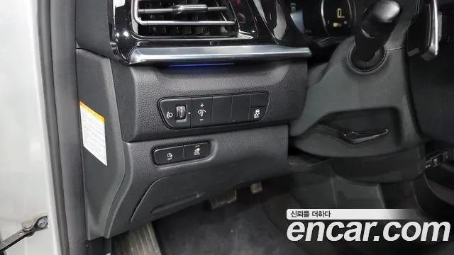 Kia Niro — Фото автомобиля 24