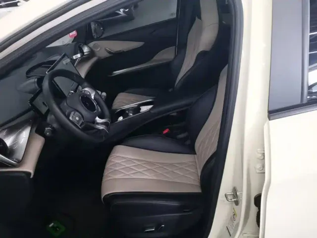 BYD Dolphin — Фото автомобиля 14