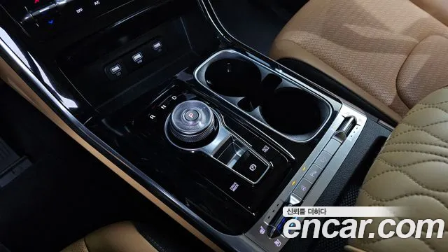 Kia Canival Carnival 4 поколение Бензин 9 мест Signature — Фото автомобиля 6