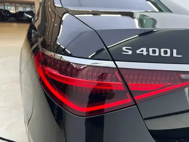 Mercedes-Benz S-Class — Фото автомобиля 8