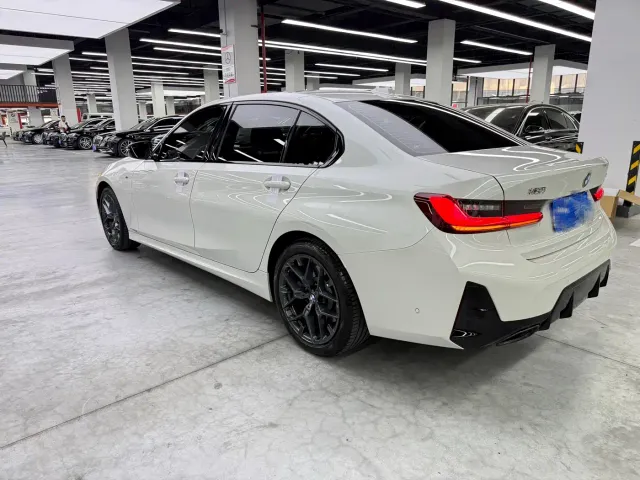 BMW 3 Series — Фото автомобиля 14