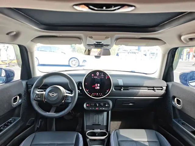 MINI Hatch — Фото автомобиля 18